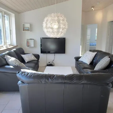 Laetizia - 300m From The Sea In Bornholm By Interhome *