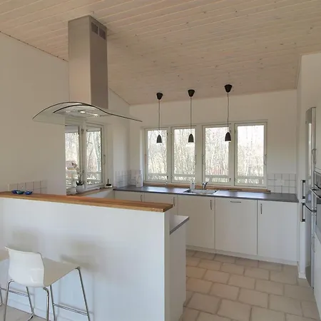 Laetizia - 300m From The Sea By Interhome *